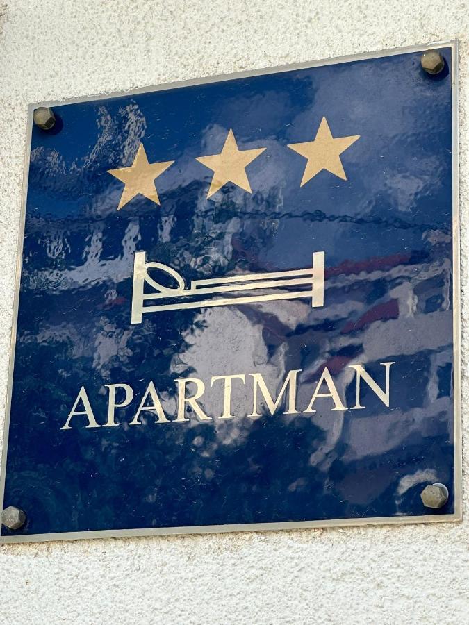 Apartmani 卡尔卢巴格 外观 照片