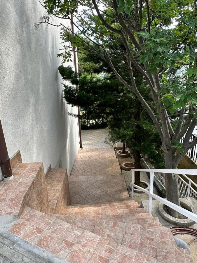 Apartmani 卡尔卢巴格 外观 照片